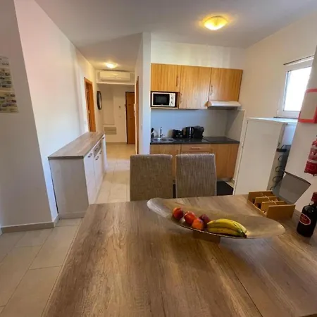 Esmeralda Two Bedroom * Funchal (Madeira)
